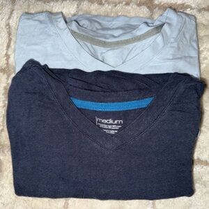 2-pack hylete v-neck t-shirts